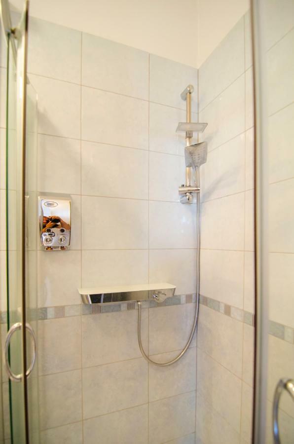 Split Apartment Sinisa Exterior photo